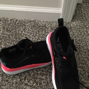 Women’s Puma athletic shoes